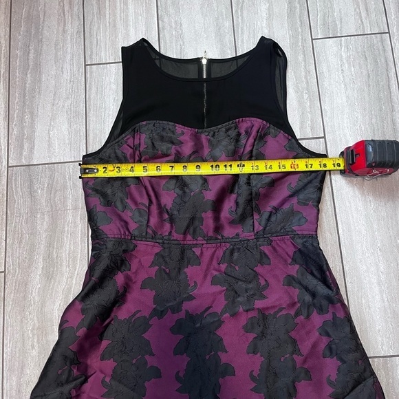 KENSIE Floral Dress with Mesh Neckline Size Large - Picture 3 of 8